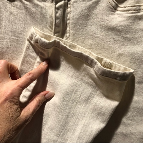 Marc Jacobs off white denim flare leg stretch white jean size 2 - Picture 2 of 9